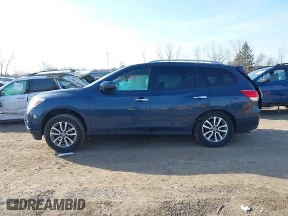 2014 Nissan Pathfinder SV with VIN 5N1AR2MM3EC674423, listed as a IAAI auction lot 41801189 with 184,156 mi miles. Bid and sale history available at carsss.com. Image 14.
