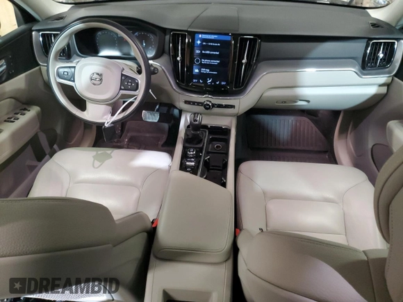 2020 Volvo XC60 Momentum with VIN YV4A22RK7L1410661, listed as a Copart auction lot 53237445 with 57,819 mi miles and Salvage title. Bid and sale history available at DreamBid. Image 8.