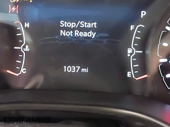2025 Jeep Compass Latitude with VIN 3C4NJDBNXST535796, listed as a IAAI auction lot 41776776 with 1,037 mi miles and . Bid and sale history available at DreamBid. Image 15.