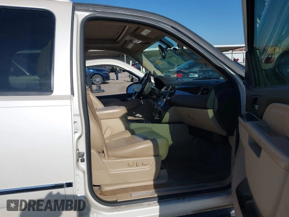 2013 GMC Yukon Denali with VIN 1GKS1EEF3DR357632, listed as a IAAI auction lot 41488295 with 187,635 mi miles. Bid and sale history available at carsss.com. Image 5.