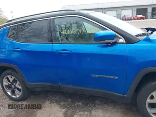 2019 Jeep Compass Limited с VIN 3C4NJDCBXKT647860, выставлен на аукционе IAAI как лот 42165719 с пробегом 82 860 миль миль и . История ставок и продаж доступна на DreamBid. Изображение 13.