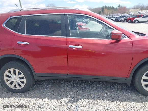 2016 Nissan Rogue SV with VIN KNMAT2MV8GP602286, listed as a IAAI auction lot 41867711 with 130,990 mi miles. Bid and sale history available at carsss.com. Image 13.