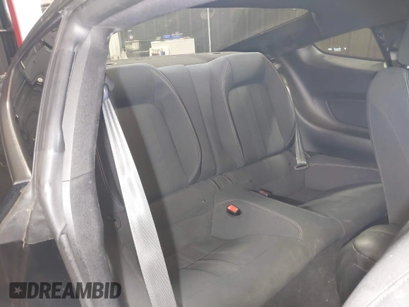 2020 Ford Mustang EcoBoost z VIN 1FA6P8TH6L5145109, wystawiony jako IAAI lot #42301649 z przebiegiem 48 622 mil mil oraz . Historia ofert i sprzedaży dostępna na DreamBid. Obrazek 8.