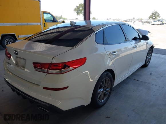 2020 Kia Optima LX с VIN 5XXGT4L36LG391872, выставлен на аукционе IAAI как лот 42500133 с пробегом 110 297 миль миль и . История ставок и продаж доступна на DreamBid. Изображение 4.