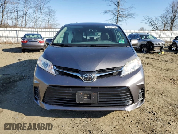 2018 Toyota Sienna LE Auto Access Seat with VIN 5TDKZ3DC8JS916931, listed as a Copart auction lot 50202705 with 62,577 mi miles and Salvage Title. Bid and sale history available at carsss.com. Image 5.