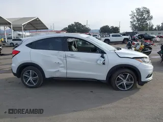 2021 Honda HR-V EX-L with VIN 3CZRU5H79MM713342, listed as a IAAI auction lot 41074908 with 8,361 mi miles. Bid and sale history available at carsss.com. Image 13.