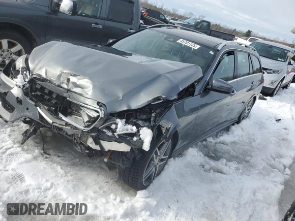 2016 Mercedes-Benz E-Class E 350 Luxury with VIN WDDHH8JB6GB333673, listed as a Copart auction lot 45701125 with 46,956 mi miles and Salvage Title. Bid and sale history available at carsss.com. Image 1.