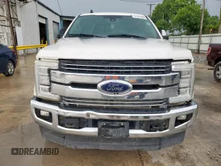 2019 Ford F-250 XL with VIN 1FT7W2BT4KEF28520, listed as a Copart auction lot 61241005 with 211,934 mi miles and Clean title. Bid and sale history available at DreamBid. Image 5.