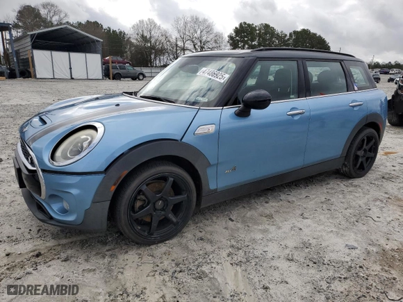 2017 MINI Clubman Cooper S with VIN WMWLU5C34H2E84503, listed as a Copart auction lot 47486925 with 224,707 mi miles and Clean Title. Bid and sale history available at carsss.com. Image 1.