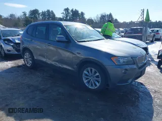2014 BMW X3 xDrive28i z VIN 5UXWX9C5XE0D39794, wystawiony jako IAAI lot #41643438 z przebiegiem 107 782 mil mil oraz . Historia ofert i sprzedaży dostępna na DreamBid. Obrazek 1.