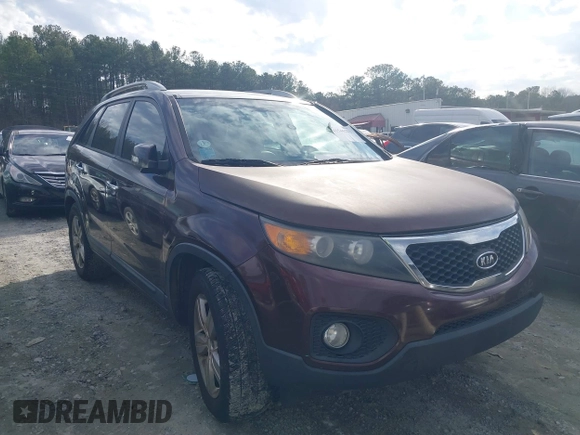 2013 Kia Sorento EX with VIN 5XYKU4A29DG325878, listed as a IAAI auction lot 41546222 with 346,852 mi miles and . Bid and sale history available at carsss.com. Image 1.