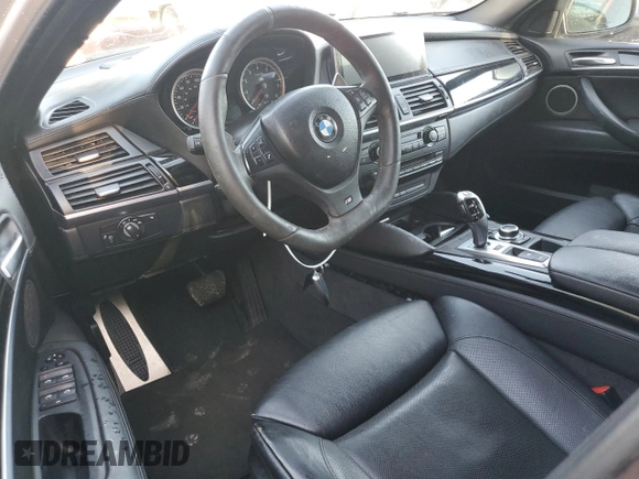 2013 BMW X6 M with VIN 5YMGZ0C55DLL29980, listed as a Copart auction lot 70687694 with 131,842 mi miles and Salvage Title. Bid and sale history available at carsss.com. Image 8.