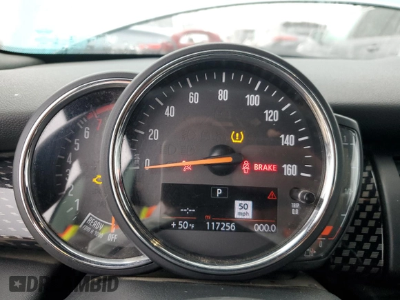 2019 MINI Convertible Cooper S z VIN WMWWG9C56K3E40260, wystawiony jako Copart lot #82885464 z przebiegiem 117 256 mil mil oraz Szkoda całkowita • Salvage title. Historia ofert i sprzedaży dostępna na DreamBid. Obrazek 9.