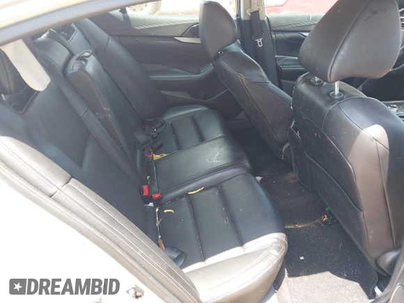 2016 Nissan Maxima SR with VIN 1N4AA6AP7GC389606, listed as a IAAI auction lot 42451614 with 114,957 mi miles and . Bid and sale history available at DreamBid. Image 8.