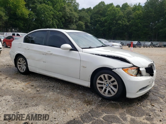 2007 BMW 3 Series 328i with VIN WBAVA33527PG39395, listed as a Copart auction lot 61638825 with 120,130 mi miles and Salvage title. Bid and sale history available at DreamBid. Image 4.