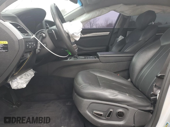 2017 Genesis G80 3.8L with VIN KMHGN4JE3HU175246, listed as a Copart auction lot 81622684 with 95,176 mi miles and Clean Title. Bid and sale history available at DreamBid. Image 7.