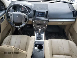 2013 Land Rover LR2 z VIN SALFJ2BG5DH376786, wystawiony jako Copart lot #88274215 z przebiegiem 173 372 mil mil oraz Czysty tytuł • Clean title. Historia ofert i sprzedaży dostępna na DreamBid. Obrazek 8.