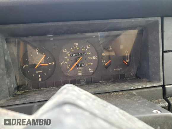 1993 Volvo 240 with VIN YV1AW8808P1945301, listed as a Copart auction lot 76269044 with 121,083 mi miles and Non repairable. Bid and sale history available at DreamBid. Image 9.