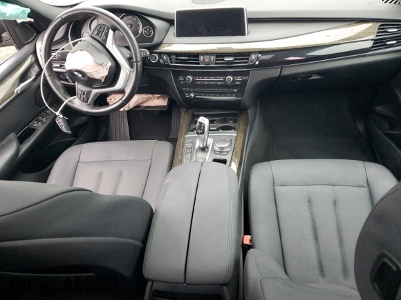 2017 BMW X5 sDrive35i with VIN 5UXKR2C36H0X04777, listed as a Copart auction lot 87718635 with 0 mi miles and Salvage Title. Bid and sale history available at carsss.com. Image 8.