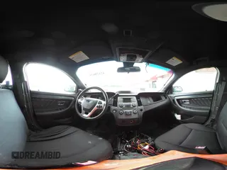 2018 Ford Police Interceptor z VIN 1FAHP2MK0JG106131, wystawiony jako IAAI lot #42128631 z przebiegiem 68 924 mil mil oraz . Historia ofert i sprzedaży dostępna na DreamBid. Obrazek 19.