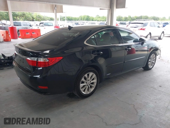 2014 Lexus ES 300h with VIN JTHBW1GG9E2043696, listed as a IAAI auction lot 42392424 with 74,370 mi miles and . Bid and sale history available at DreamBid. Image 4.