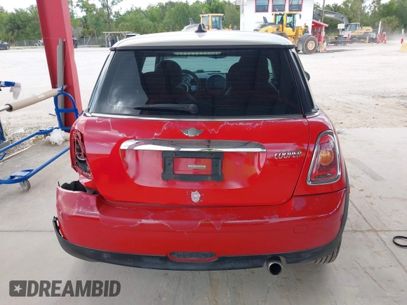 2010 MINI Hardtop with VIN WMWMF3C59ATZ66935, listed as a IAAI auction lot 42519507 with 132,334 mi miles and . Bid and sale history available at DreamBid. Image 16.