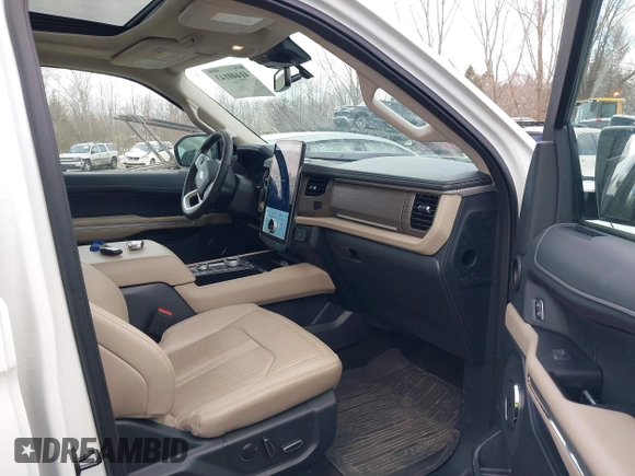 2023 Ford Expedition Max Limited z VIN 1FMJK2A82PEA25893, wystawiony jako IAAI lot #41440143 z przebiegiem 39 665 mil mil oraz . Historia ofert i sprzedaży dostępna na DreamBid. Obrazek 5.