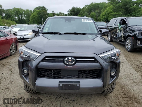 2023 Toyota 4Runner SR5 with VIN JTEMU5JR5P6104499, listed as a Copart auction lot 60705645 with 26,278 mi miles and Salvage title. Bid and sale history available at DreamBid. Image 5.