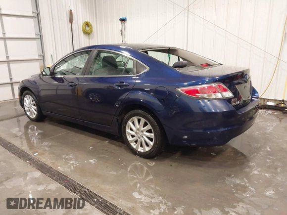 2011 Mazda 6 i Touring z VIN 1YVHZ8CHXB5M26853, wystawiony jako IAAI lot #42346694 z przebiegiem 107 575 mil mil oraz . Historia ofert i sprzedaży dostępna na DreamBid. Obrazek 3.