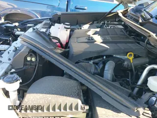 2025 Toyota Tundra SR с VIN 5TFLA5DB0SX248374, выставлен на аукционе IAAI как лот 41395690 с пробегом 8 489 миль миль и . История ставок и продаж доступна на DreamBid. Изображение 19.