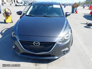2016 Mazda Mazda3 i Grand Touring with VIN JM1BM1N74G1333699, listed as a IAAI auction lot 41836178 with 194,946 mi miles. Bid and sale history available at carsss.com. Image 12.