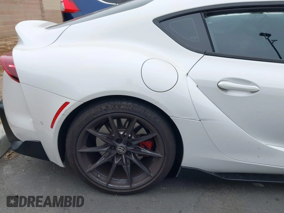 2024 Toyota Supra 3.0 with VIN WZ1DB0G09RW068052, listed as a IAAI auction lot 42164218 with 8,694 mi miles and . Bid and sale history available at DreamBid. Image 18.