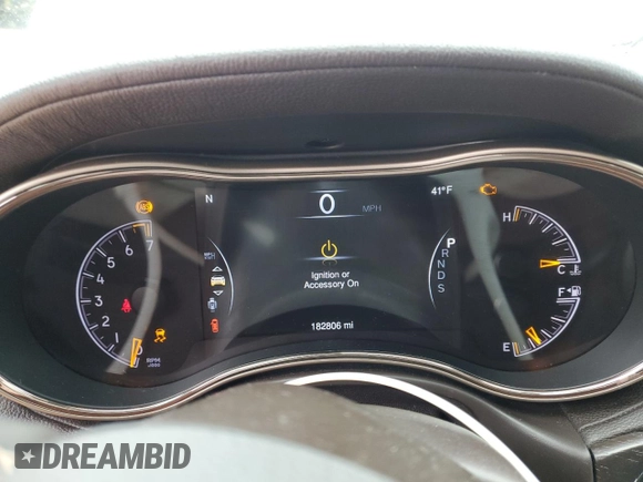 2015 Jeep Grand Cherokee Summit with VIN 1C4RJEJG8FC118673, listed as a Copart auction lot 84052044 with 182,806 mi miles and Salvage title. Bid and sale history available at DreamBid. Image 9.