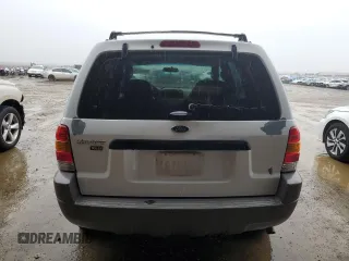 2001 Ford Escape XLS with VIN 1FMYU01191KA29996, listed as a Copart auction lot 86362534 with 265,271 mi miles and Salvage title. Bid and sale history available at DreamBid. Image 6.