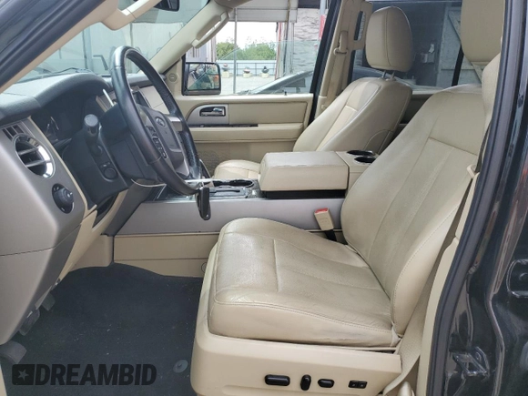 2015 Ford Expedition Limited with VIN 1FMJU1KT1FEF07616, listed as a Copart auction lot 54782435 with 110,542 mi miles and Clean title. Bid and sale history available at DreamBid. Image 7.