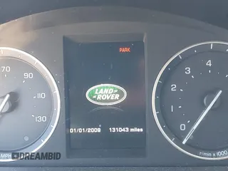 2013 Land Rover LR2 HSE Lux z VIN SALFT2BG5DH339442, wystawiony jako IAAI lot #42348872 z przebiegiem 131 043 mil mil oraz . Historia ofert i sprzedaży dostępna na DreamBid. Obrazek 7.