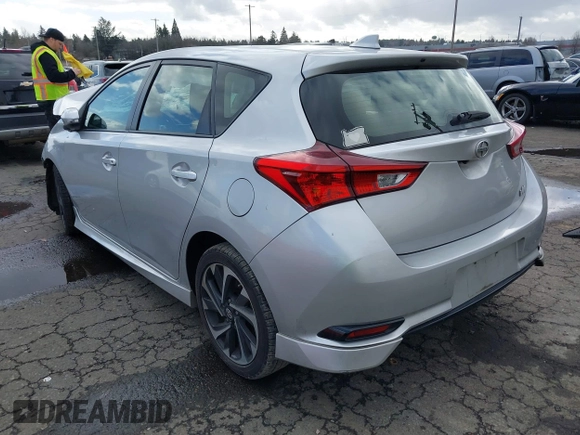 2016 Scion iM with VIN JTNKARJE2GJ508264, listed as a IAAI auction lot 41642646 with 136,213 mi miles. Bid and sale history available at carsss.com. Image 3.