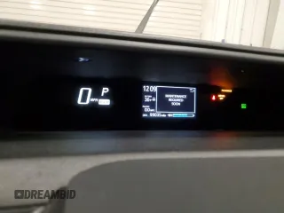 2018 Toyota Prius One z VIN JTDKDTB32J1604294, wystawiony jako Copart lot #87372644 z przebiegiem 99 035 mil mil oraz Szkoda całkowita • Salvage title. Historia ofert i sprzedaży dostępna na DreamBid. Obrazek 9.