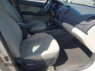 2012 Kia Forte EX with VIN KNAFU4A23C5584128, listed as a IAAI auction lot 41643361 with 187,775 mi miles. Bid and sale history available at carsss.com. Image 5.