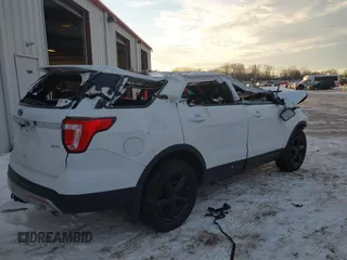 2017 Ford Explorer XLT с VIN 1FM5K8D84HGA25190, выставлен на аукционе IAAI как лот 41429617 с пробегом Не указан миль и . История ставок и продаж доступна на DreamBid. Изображение 4.