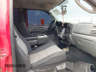 2006 Ford F-250 XL с VIN 1FTSW215X6EC63928, выставлен на аукционе IAAI как лот 42803721 с пробегом 132 695 миль миль и . История ставок и продаж доступна на DreamBid. Изображение 5.