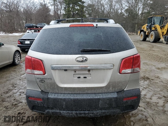 2013 Kia Sorento LX with VIN 5XYKT3A60DG405506, listed as a Copart auction lot 42746705 with 0 mi miles and Salvage Title. Bid and sale history available at carsss.com. Image 6.