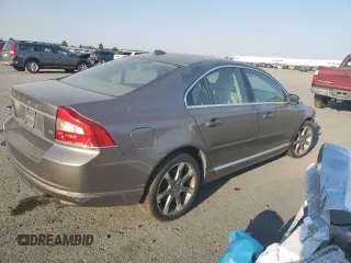 2010 Volvo S80 I6 with VIN YV1960AS8A1131091, listed as a Copart auction lot 63620694 with 170,111 mi miles and Salvage Title. Bid and sale history available at carsss.com. Image 3.