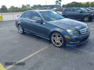 2013 Mercedes-Benz C C 250 Sport with VIN WDDGF4HB5DA789357, listed as a IAAI auction lot 42176547 with 139,299 mi miles. Bid and sale history available at carsss.com. Image 1.