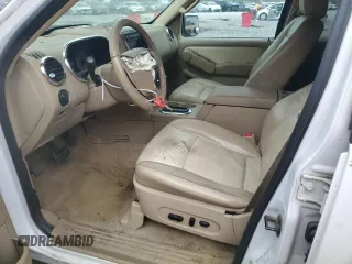 2007 Ford Explorer Eddie Bauer с VIN 1FMEU64E37UA95445, выставлен на аукционе Copart как лот 51195635 с пробегом 256 275 миль миль и Списание • Salvage title. История ставок и продаж доступна на DreamBid. Изображение 7.