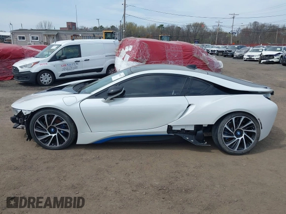 2016 BMW i8 with VIN WBY2Z2C53GV675600, listed as a IAAI auction lot 42079477 with 26,756 mi miles. Bid and sale history available at carsss.com. Image 14.