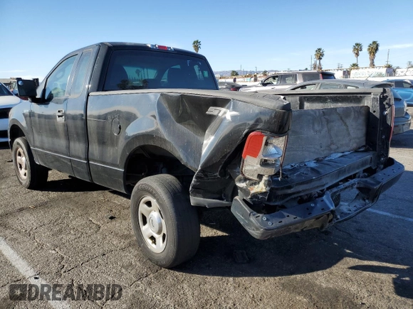 2005 Ford F-150 XL с VIN 1FTRF12285KD36839, выставлен на аукционе Copart как лот 41926565 с пробегом 209 007 миль миль и Списание • Salvage title. История ставок и продаж доступна на DreamBid. Изображение 2.