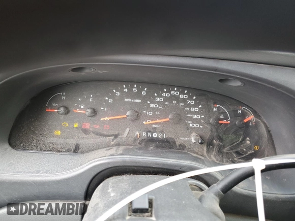 2008 Ford Econoline Cargo Commercial with VIN 1FTNE24W38DA02847, listed as a Copart auction lot 43975875 with 189,284 mi miles and Salvage Title. Bid and sale history available at DreamBid. Image 9.