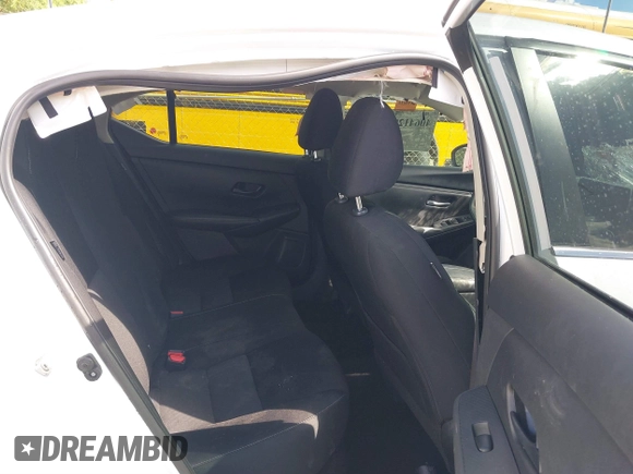 2024 Nissan Sentra SV with VIN 3N1AB8CV5RY267743, listed as a IAAI auction lot 40641292 with 19,272 mi miles and . Bid and sale history available at DreamBid. Image 8.