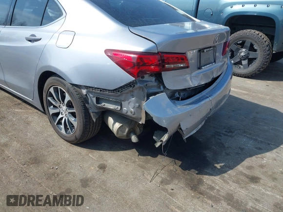 2015 Acura TLX with VIN 19UUB1F31FA017235, listed as a IAAI auction lot 41810472 with 130,762 mi miles. Bid and sale history available at carsss.com. Image 6.